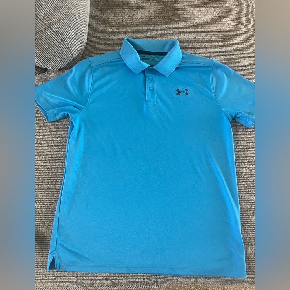 Boys large under armour  heart gear shirt